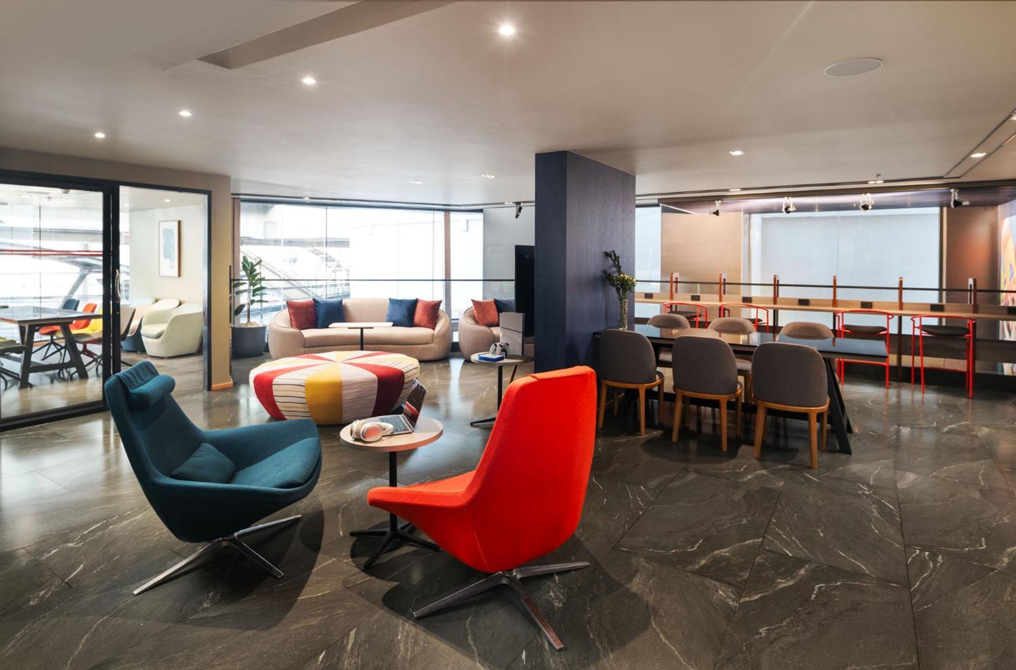 Lumen Bangkok Udomsuk Station Hotel Екстериор снимка